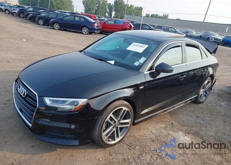2019 Audi A3 45 Premium из США, поврежденный, VIN WAUJEGFF9K1018372